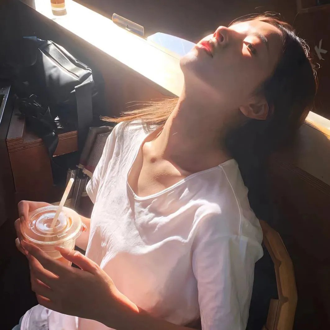 索女罗拉